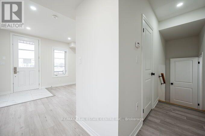 18 Vestry Way, Brampton, Ontario  L6P 4N8 - Photo 14 - W13751690