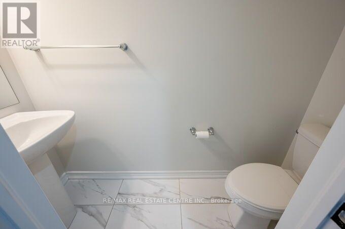 18 Vestry Way, Brampton, Ontario  L6P 4N8 - Photo 15 - W13751690