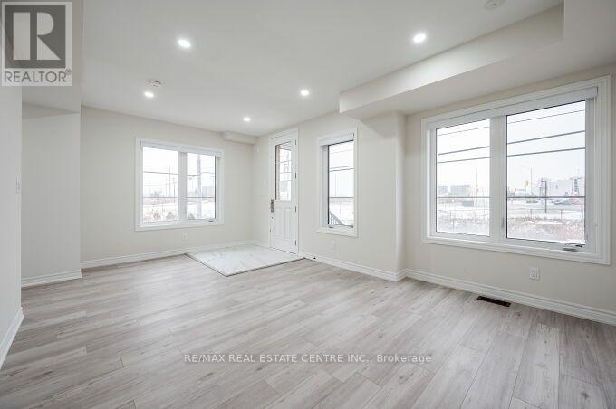 18 Vestry Way, Brampton, Ontario  L6P 4N8 - Photo 9 - W13751690