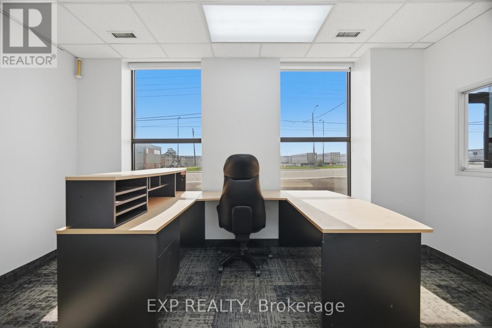 1261 Britannia Road E, Mississauga, Ontario L4W 1C7 - Photo 10 - W13751696