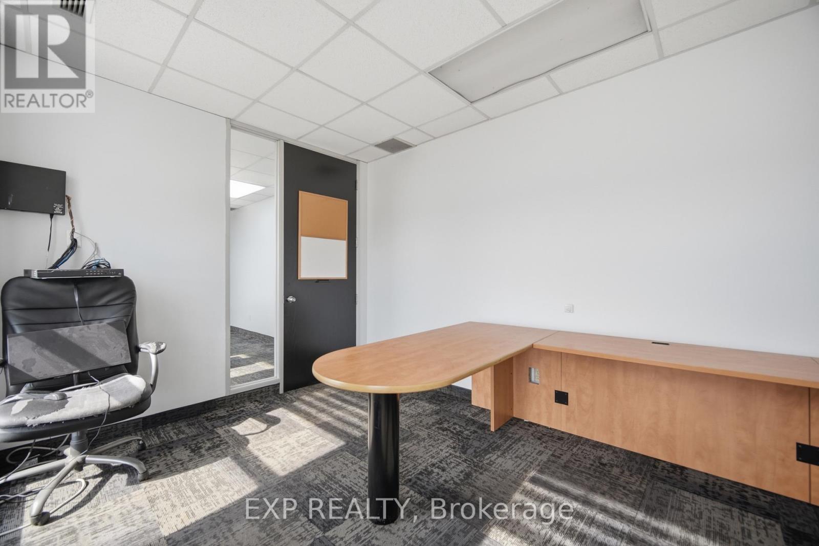 1261 Britannia Road E, Mississauga, Ontario L4W 1C7 - Photo 15 - W13751696
