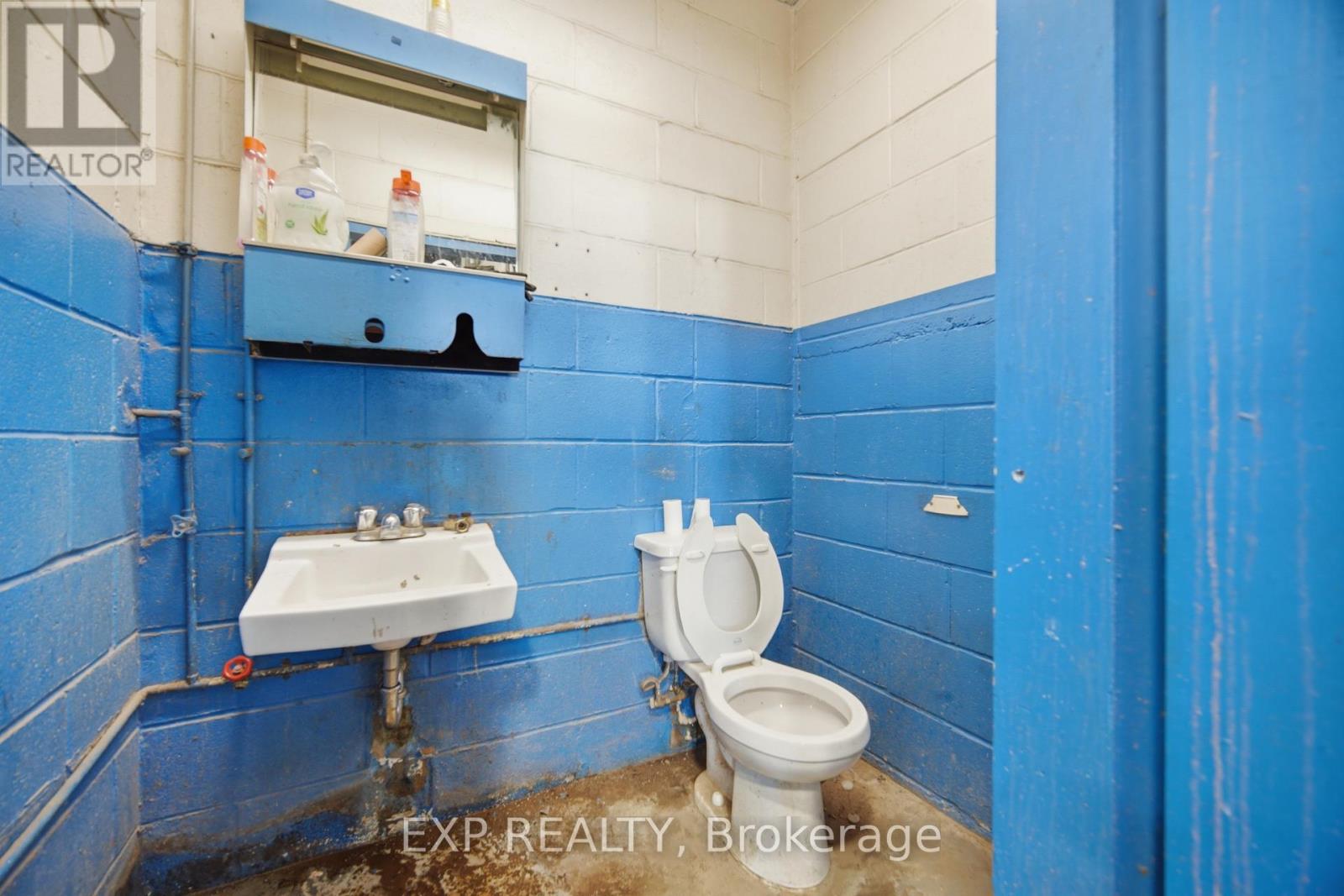1261 Britannia Road E, Mississauga, Ontario L4W 1C7 - Photo 28 - W13751696