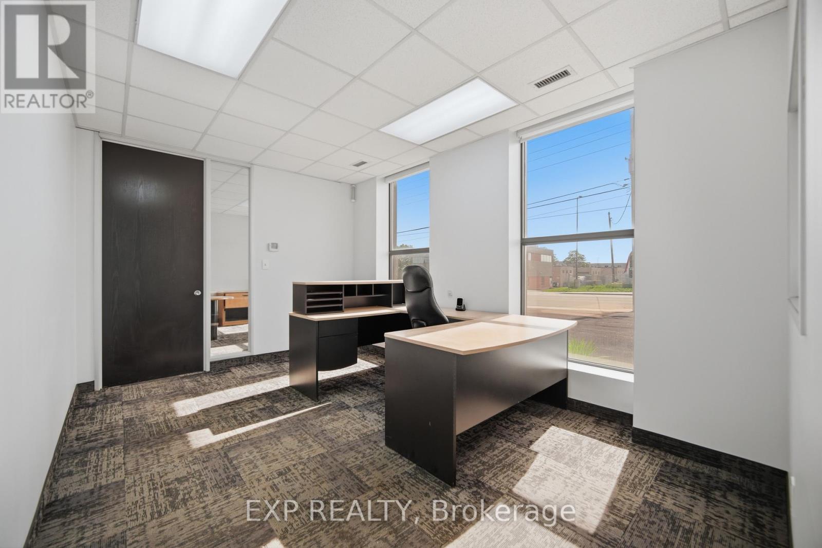 1261 Britannia Road E, Mississauga, Ontario L4W 1C7 - Photo 9 - W13751696