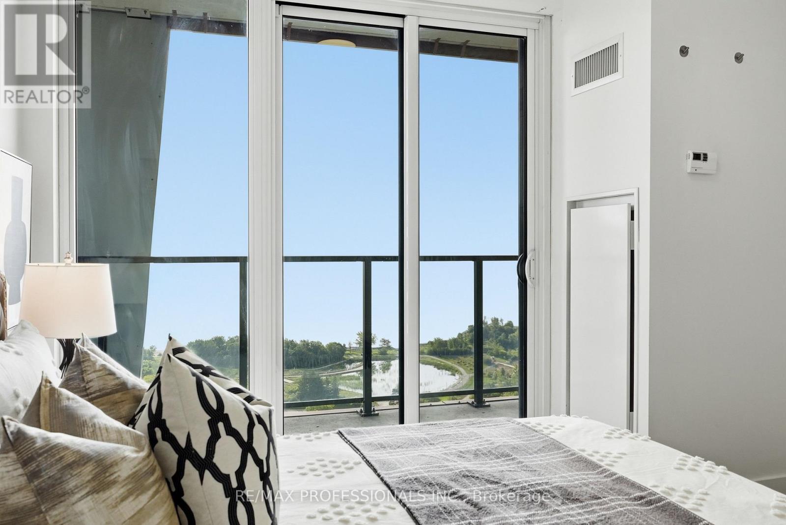 2418 - 30 Shore Breeze Drive, Toronto, Ontario  M8V 0J1 - Photo 27 - W13751704
