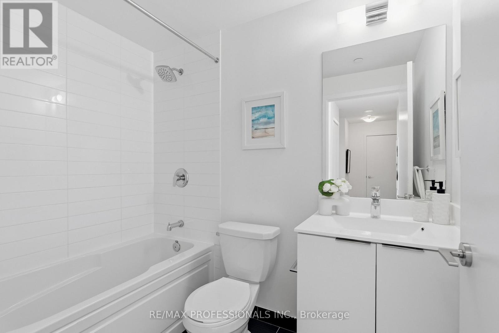 2418 - 30 Shore Breeze Drive, Toronto, Ontario  M8V 0J1 - Photo 33 - W13751704