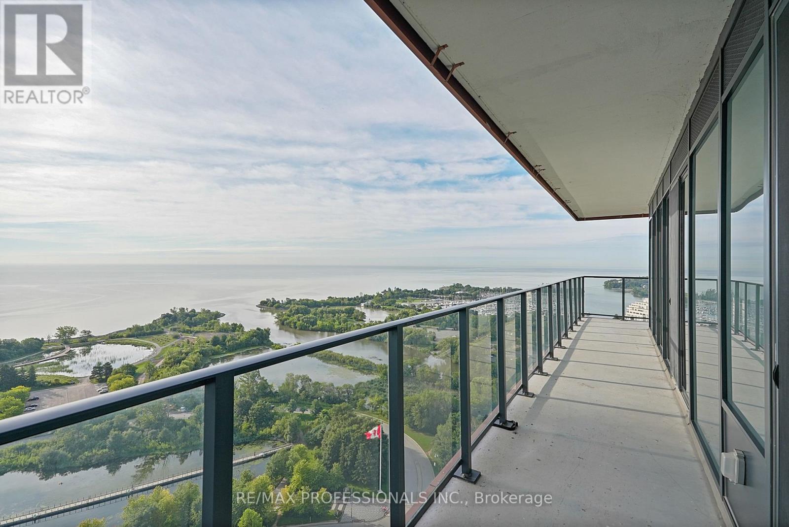2418 - 30 Shore Breeze Drive, Toronto, Ontario  M8V 0J1 - Photo 35 - W13751704