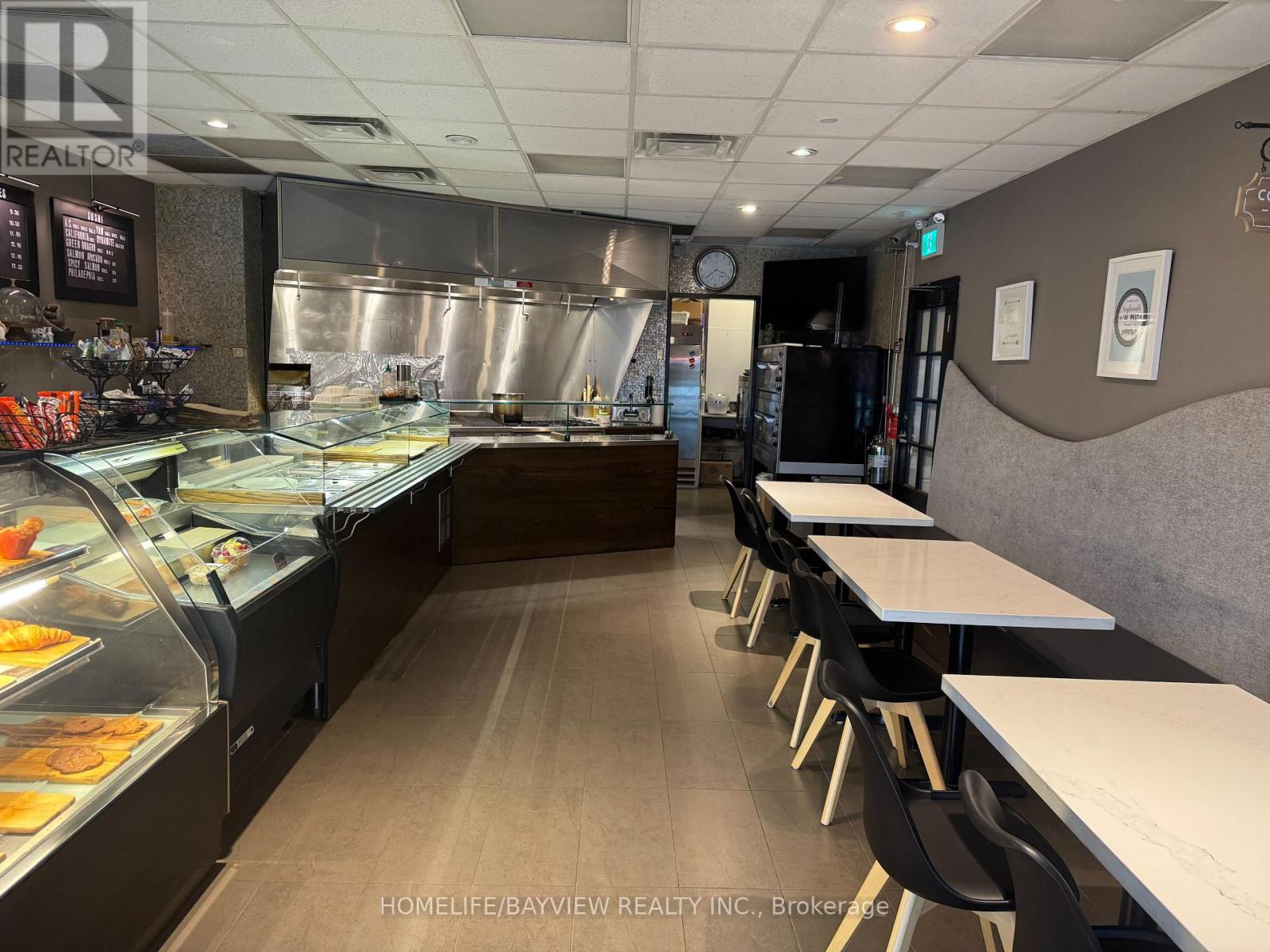 103 - 4800 Dufferin Street, Toronto, Ontario  M3H 5S8 - Photo 2 - W13751718