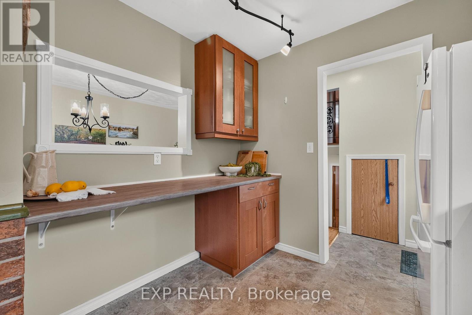 1393 Pineview Avenue, Cambridge, Ontario N3H 4K4 - Photo 11 - X13751648