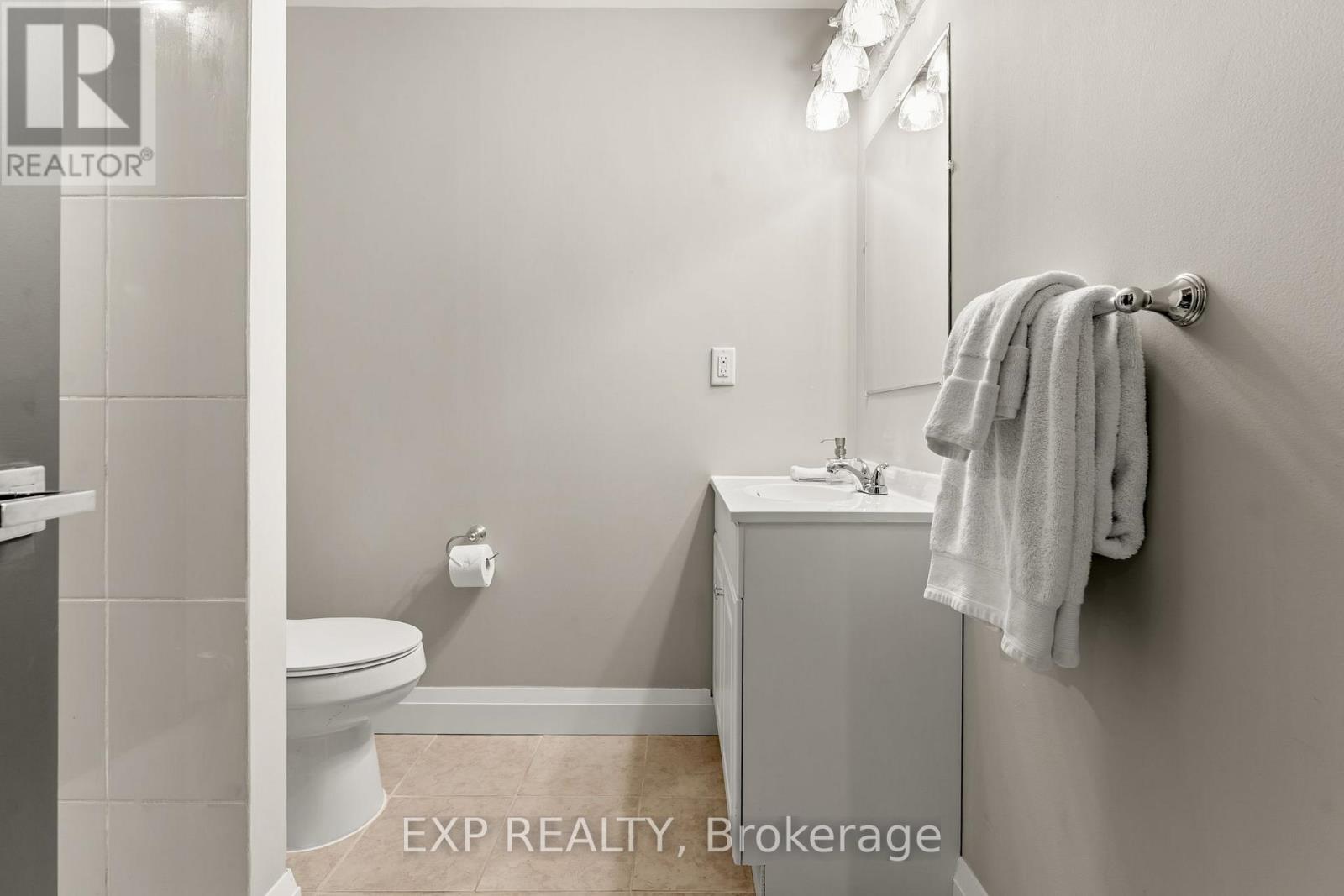 7 Seacove Court, Hamilton, Ontario L8E 0B3 - Photo 40 - X13751688