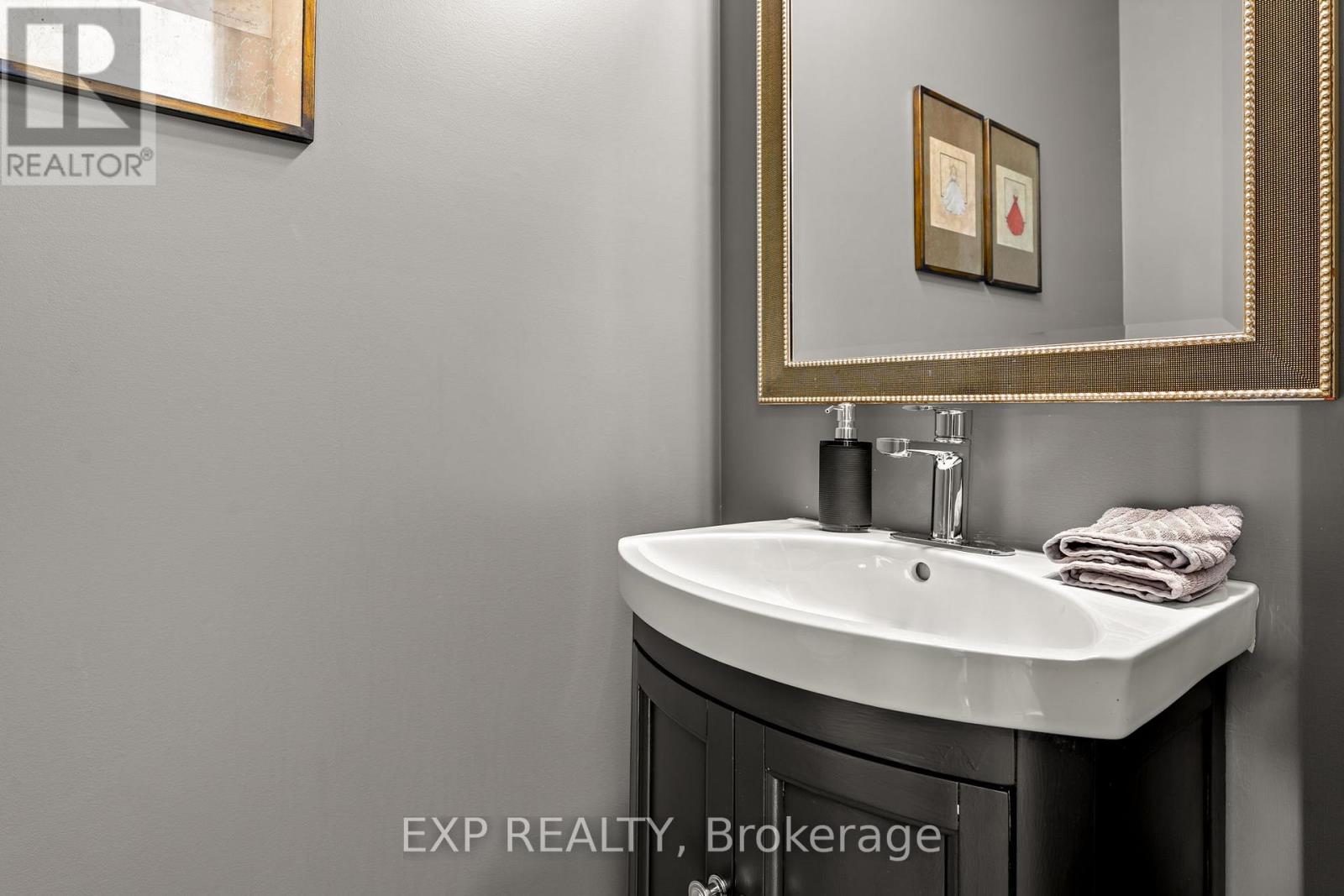7 Seacove Court, Hamilton, Ontario L8E 0B3 - Photo 6 - X13751688