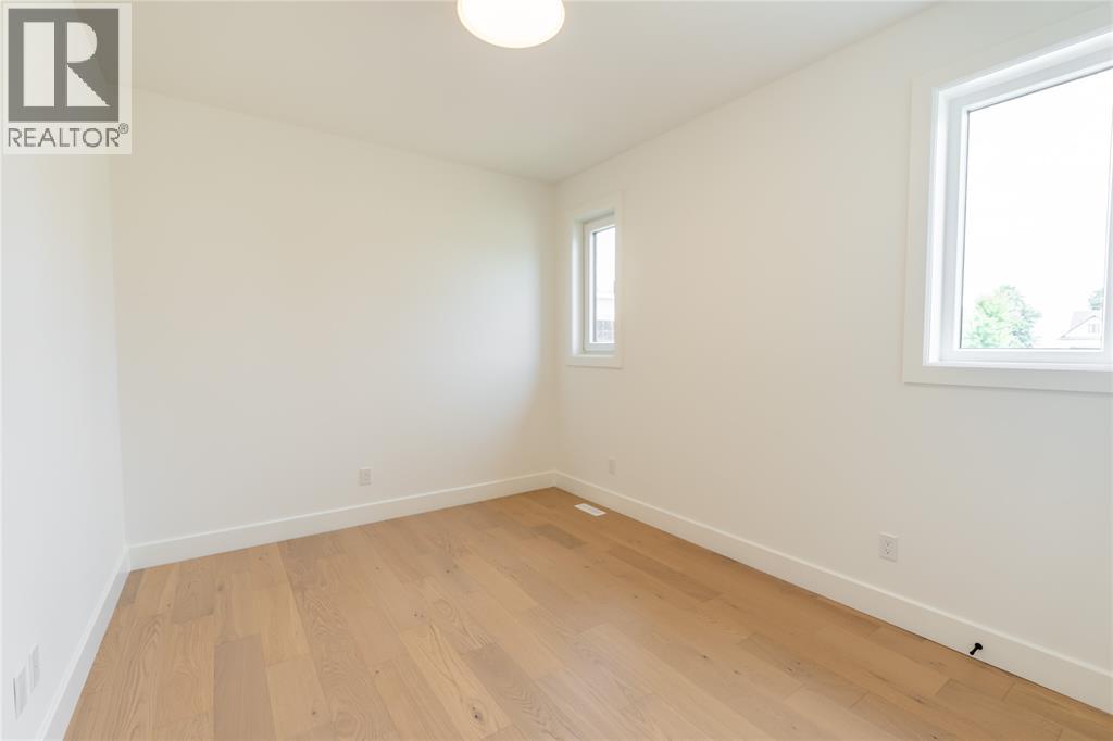 2060 Marion Avenue, Sarnia, Ontario  N0N 1C0 - Photo 10 - 26010538
