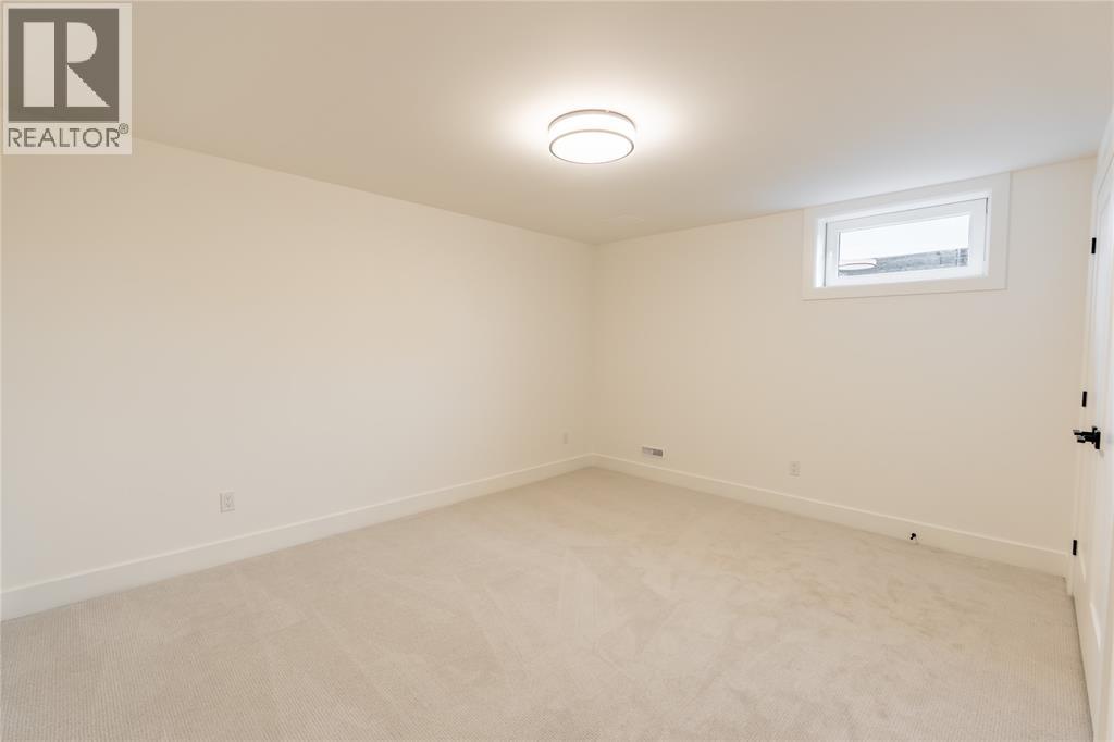 2060 Marion Avenue, Sarnia, Ontario  N0N 1C0 - Photo 17 - 26010538