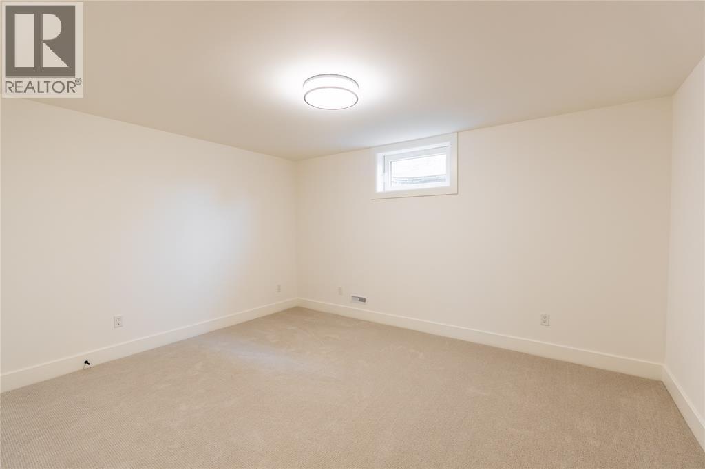 2060 Marion Avenue, Sarnia, Ontario  N0N 1C0 - Photo 15 - 26010538