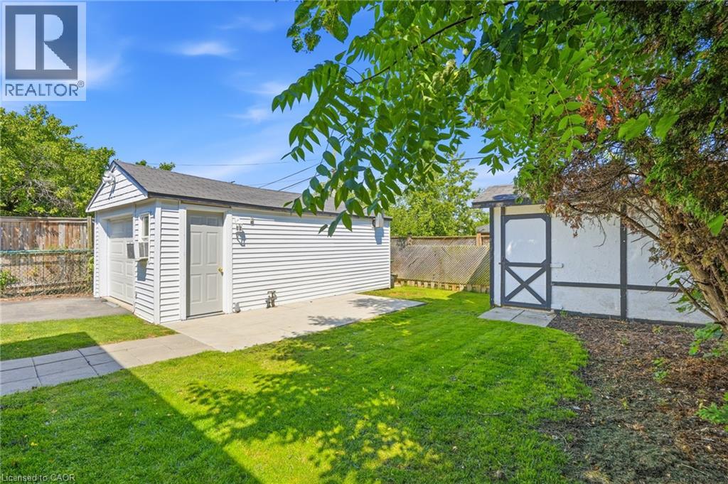 197 East 44th Street, Hamilton, Ontario  L8T 3Y5 - Photo 18 - 40860994