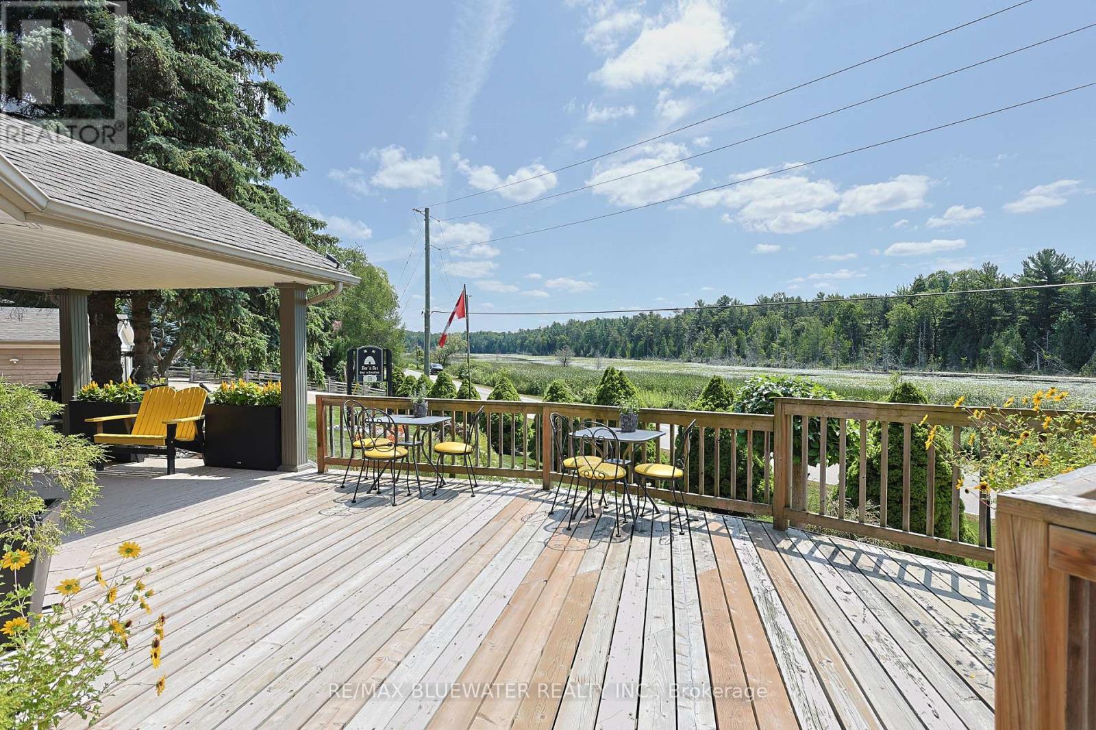 7196 Outer Drive, Lambton Shores, Ontario  N0M 2L0 - Photo 7 - X13751724