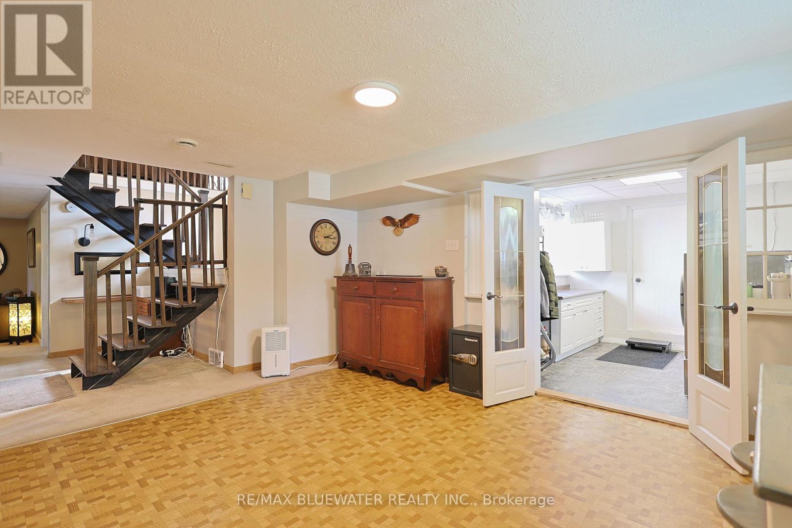 9997 Edward Street, Lambton Shores, Ontario  N0M 2L0 - Photo 29 - X13751730