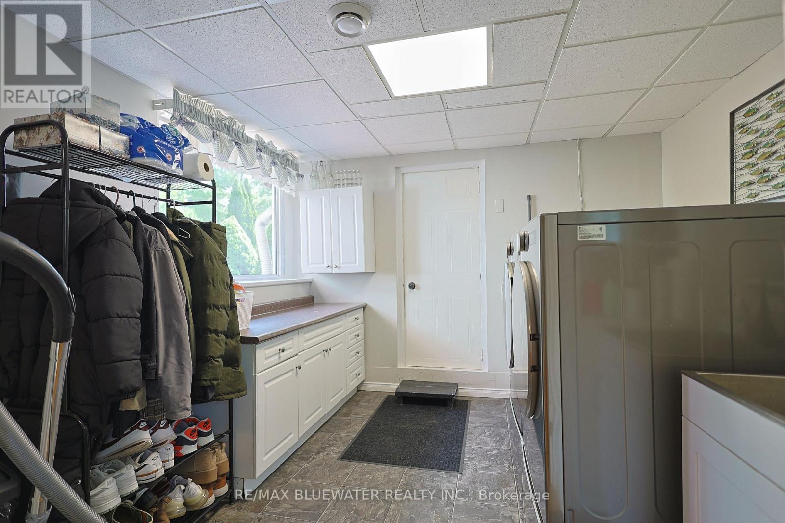 9997 Edward Street, Lambton Shores, Ontario  N0M 2L0 - Photo 30 - X13751730