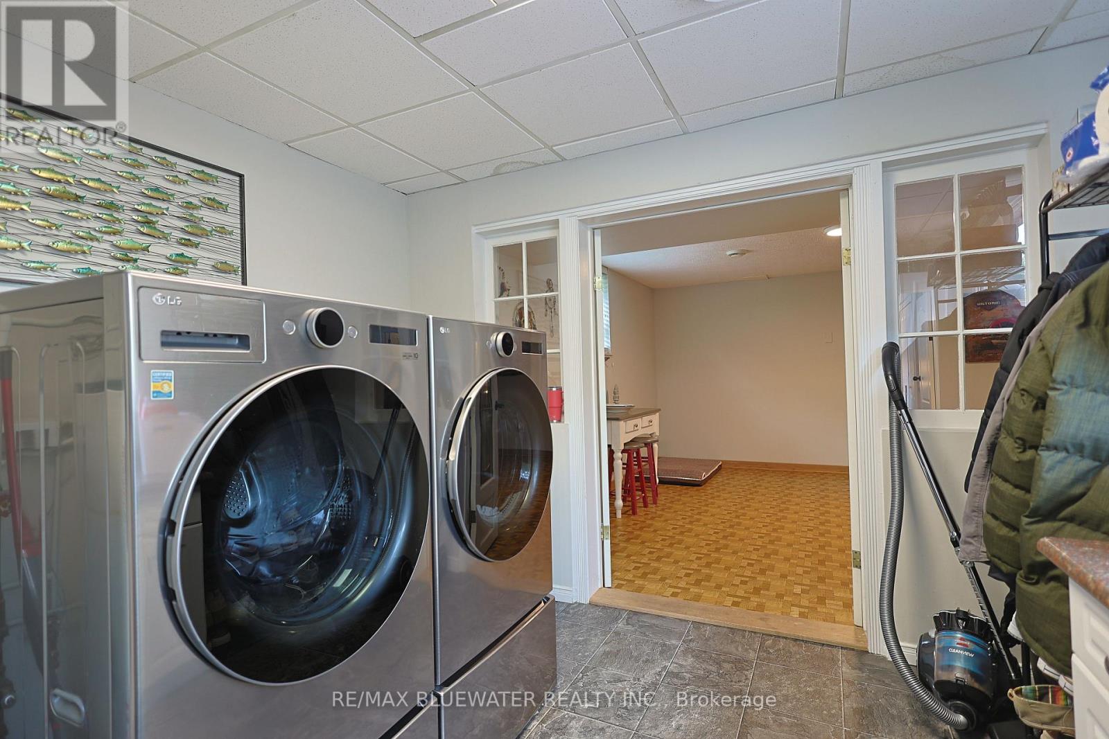 9997 Edward Street, Lambton Shores, Ontario  N0M 2L0 - Photo 31 - X13751730