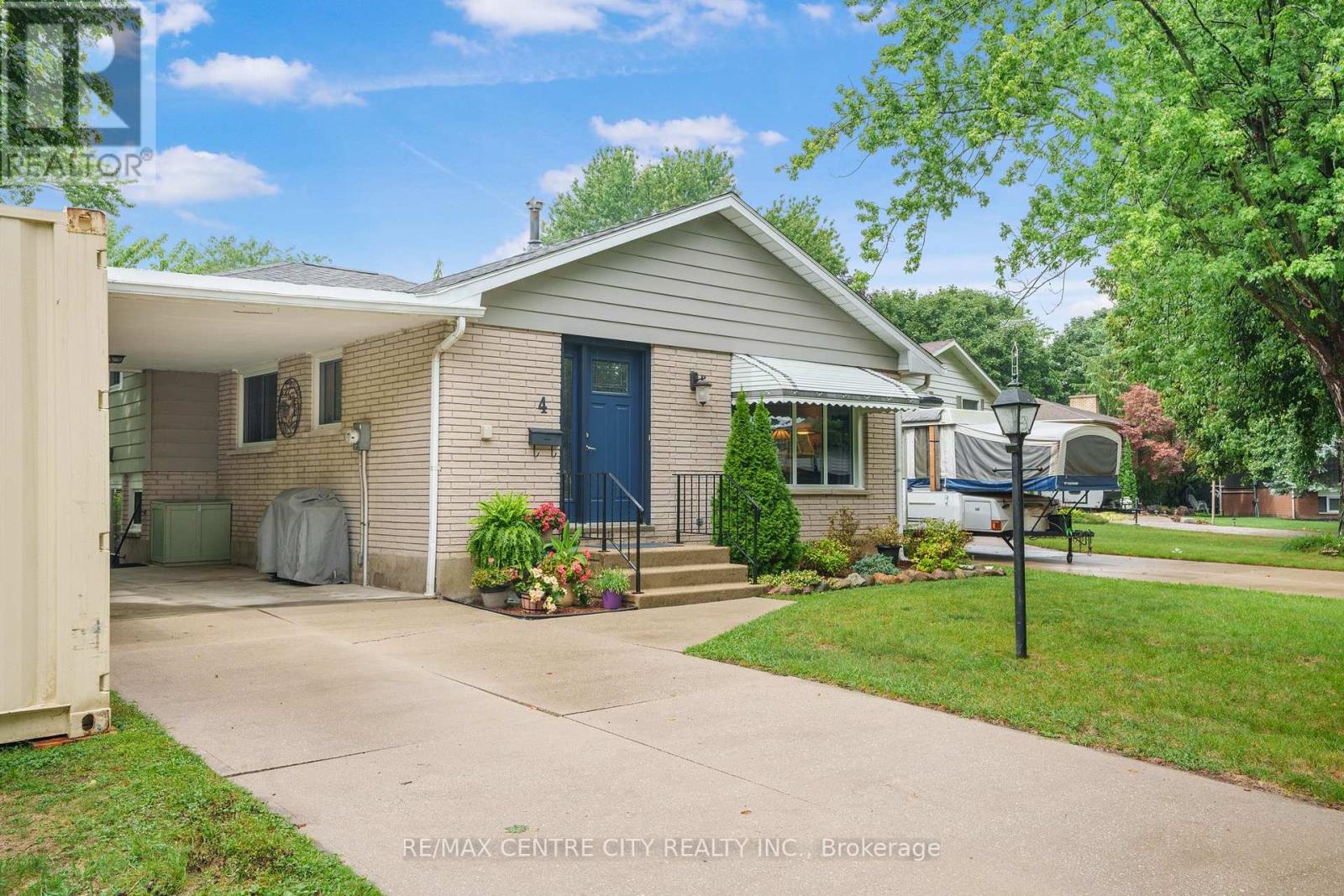 4 Quail Place, Chatham-Kent, Ontario  N7L 1G2 - Photo 1 - X13751762
