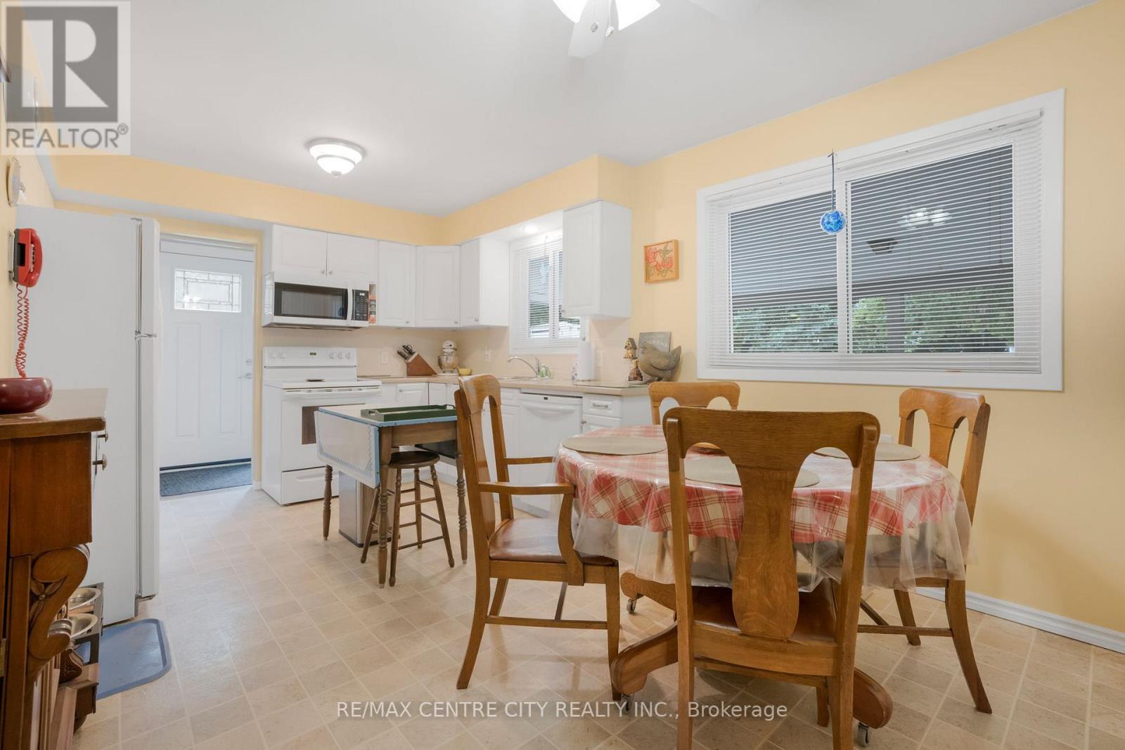 4 Quail Place, Chatham-Kent, Ontario  N7L 1G2 - Photo 7 - X13751762