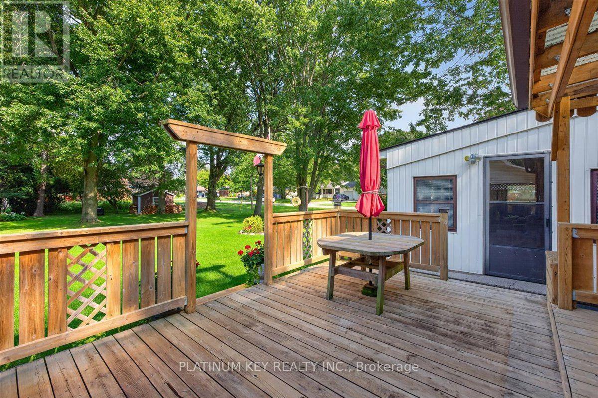 2392 London Street, Strathroy-Caradoc, Ontario  N0L 1W0 - Photo 21 - X13751822