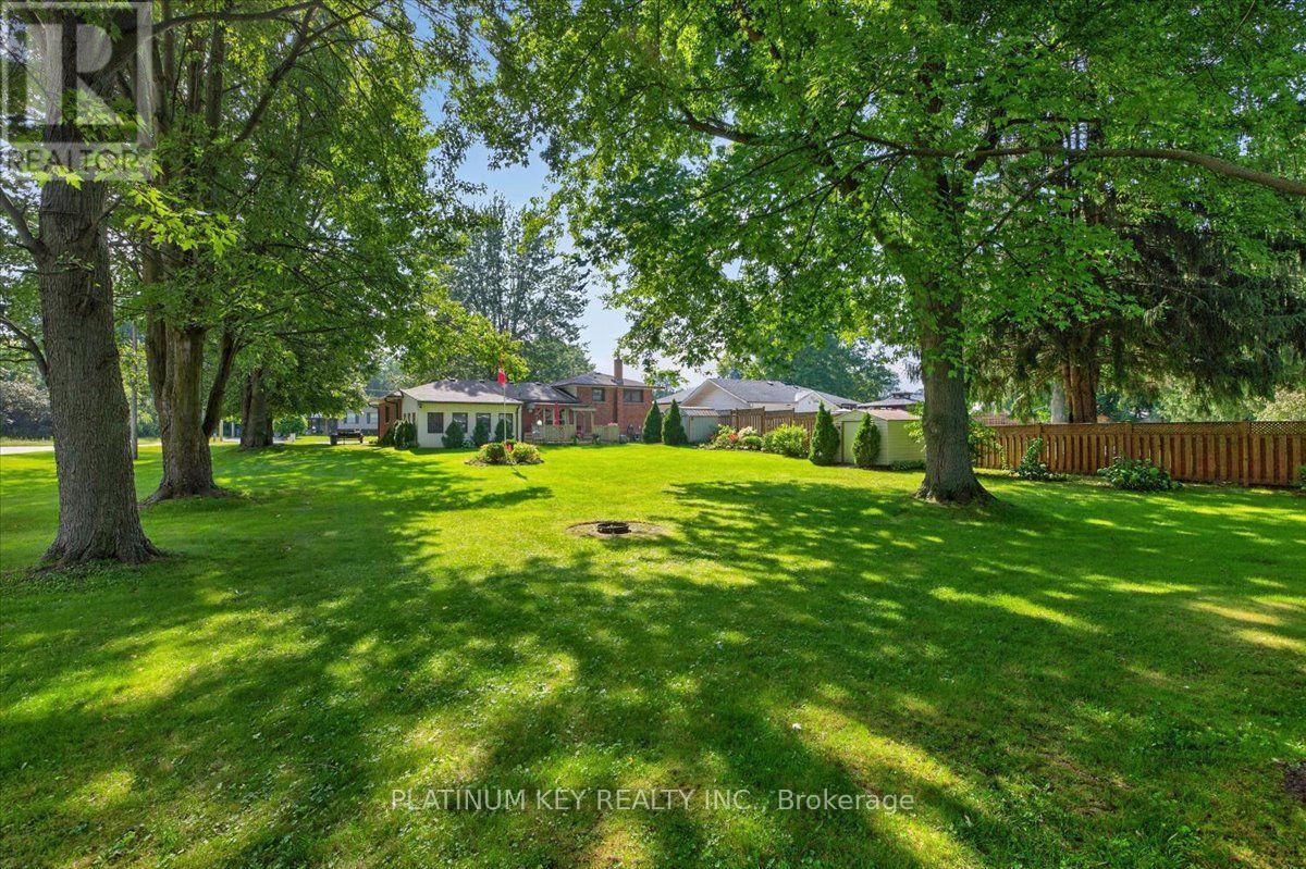 2392 London Street, Strathroy-Caradoc, Ontario  N0L 1W0 - Photo 23 - X13751822