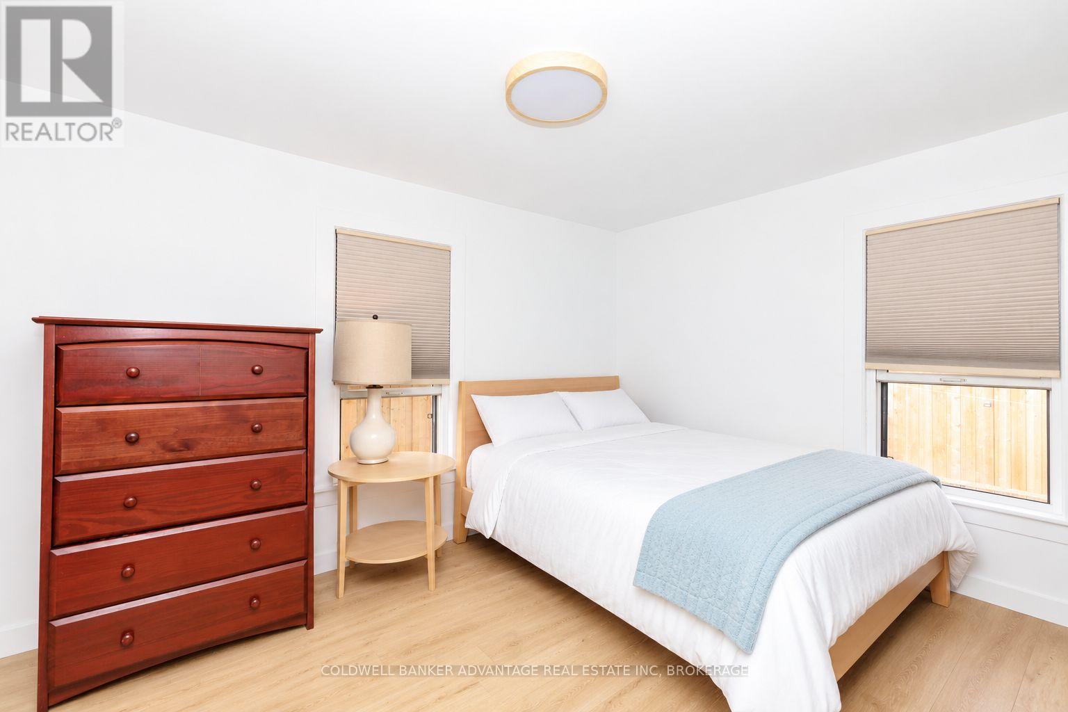 13 Duncan Street W, Welland, Ontario  L3B 2C5 - Photo 11 - X13751778
