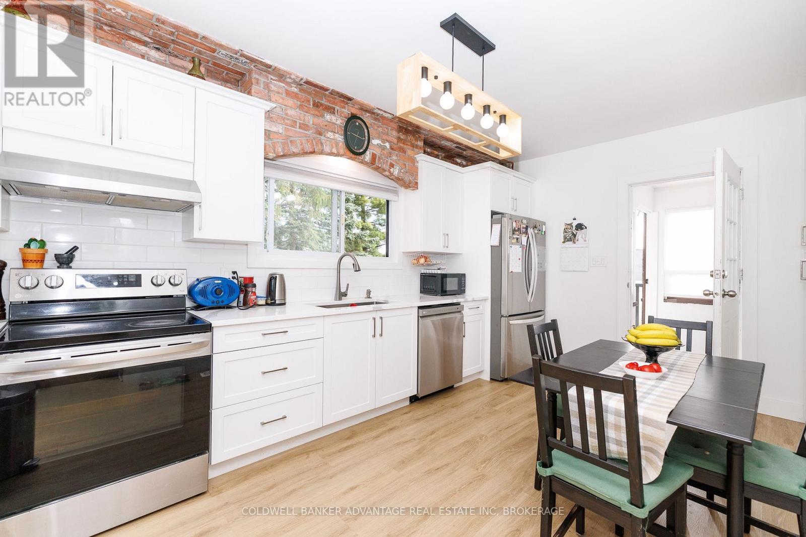 13 Duncan Street W, Welland, Ontario  L3B 2C5 - Photo 6 - X13751778