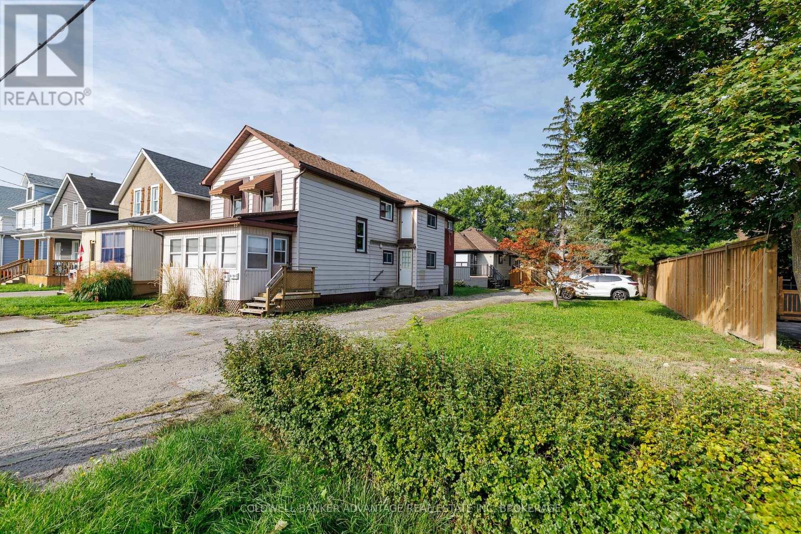 13/15 Duncan Street W, Welland, Ontario  L3B 2C5 - Photo 2 - X13751816