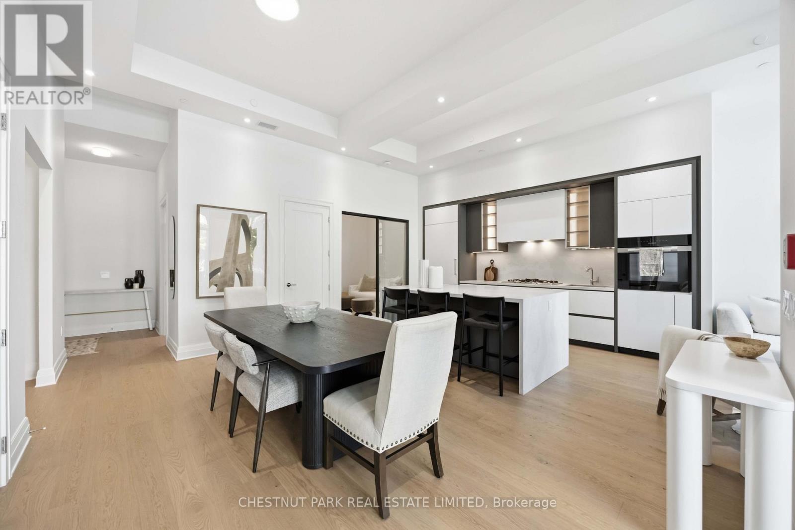 101 - 2 Forest Hill Road, Toronto, Ontario  M4V 2L3 - Photo 2 - C13751744
