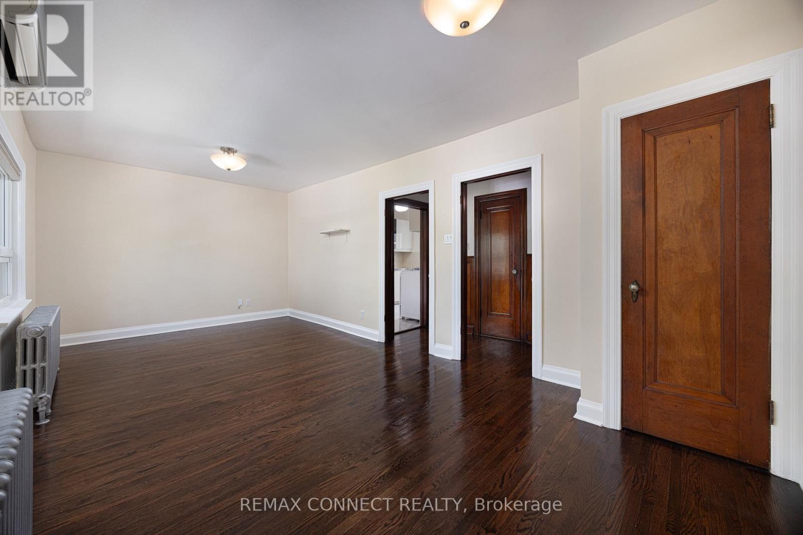 29 Denison Avenue, Toronto, Ontario  M5T 2M6 - Photo 29 - C13751796