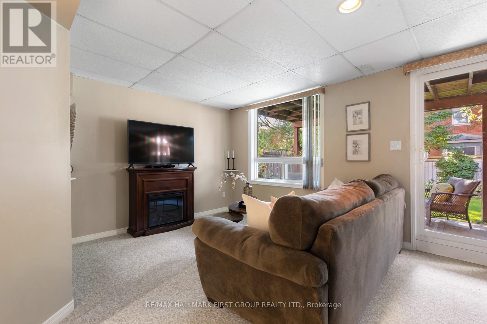 39 Bach Avenue, Whitby, Ontario  L1R 2L1 - Photo 17 - E13751776