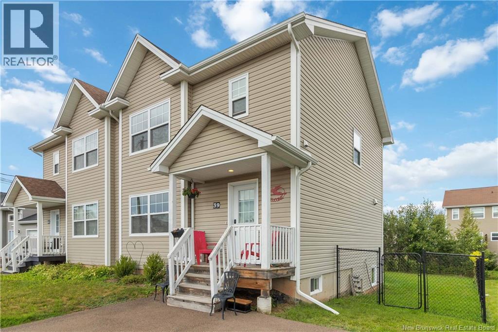 39 Gambia Street, Moncton, New Brunswick  E1G 0R8 - Photo 2 - NB147374