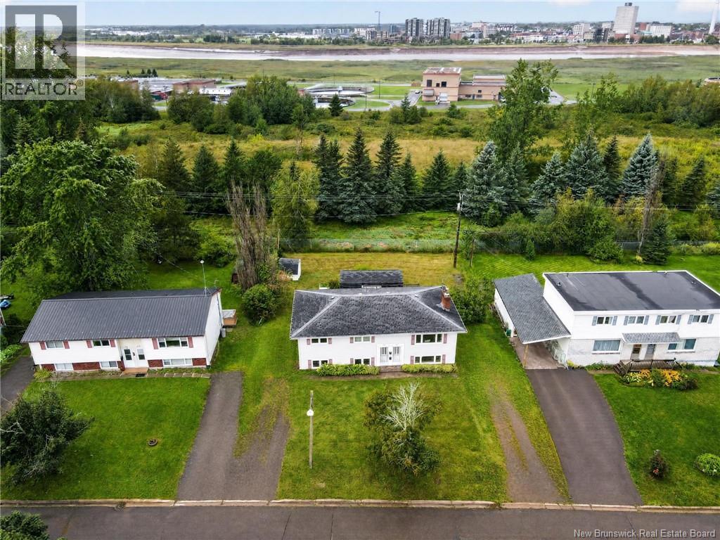 58-60 Point Park Road, Riverview, New Brunswick  E1B 1C5 - Photo 3 - NB147359