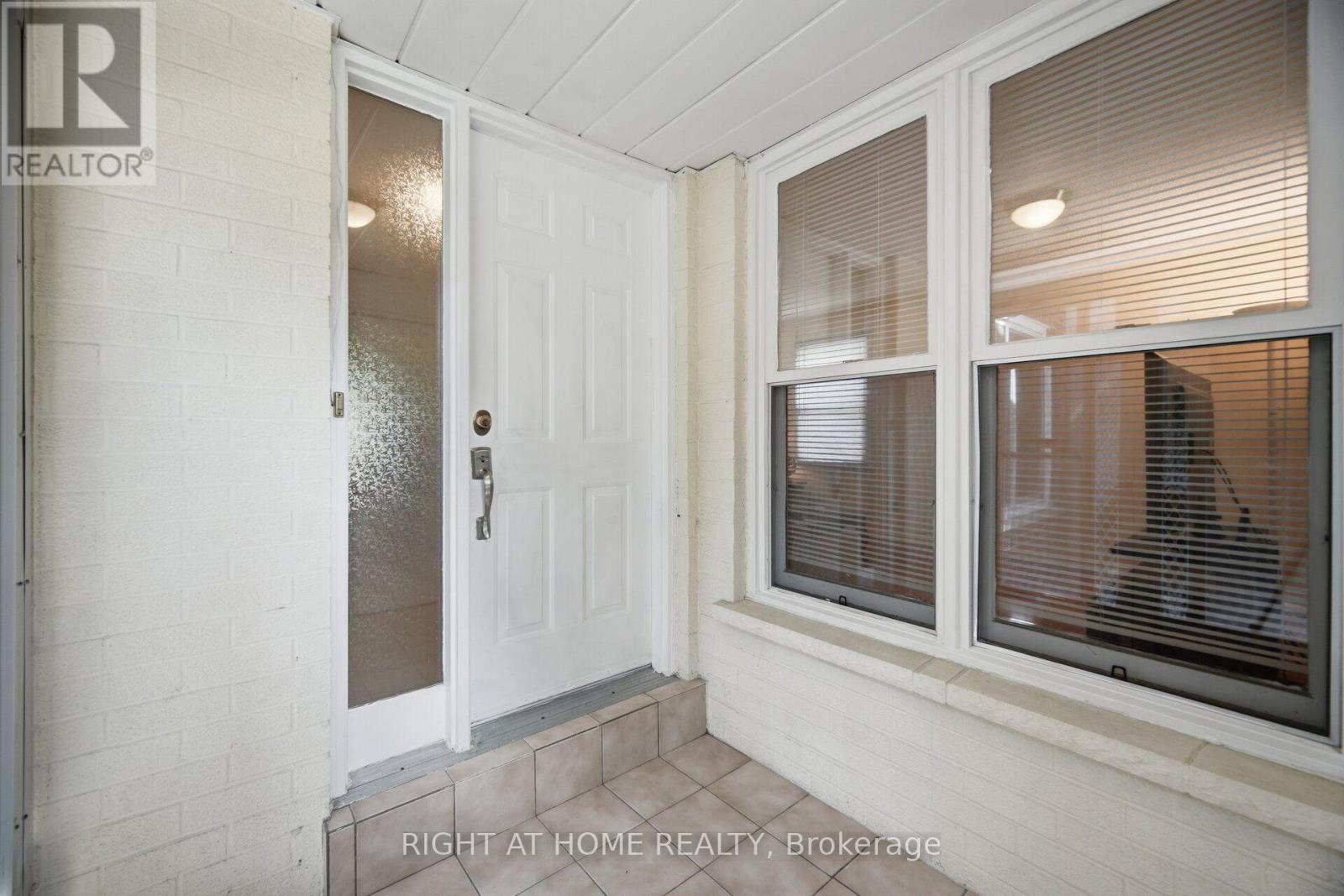 236 Austin Drive, Markham, Ontario  L3R 6N5 - Photo 6 - N13751788