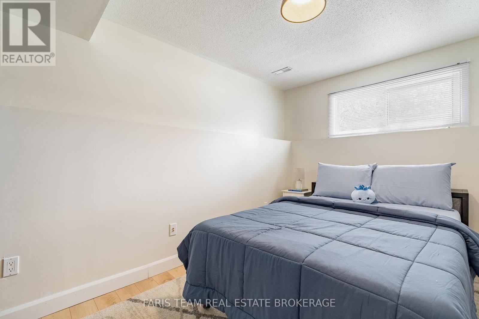 396 Mary Street, Orillia, Ontario  L3V 3G3 - Photo 21 - S13751738