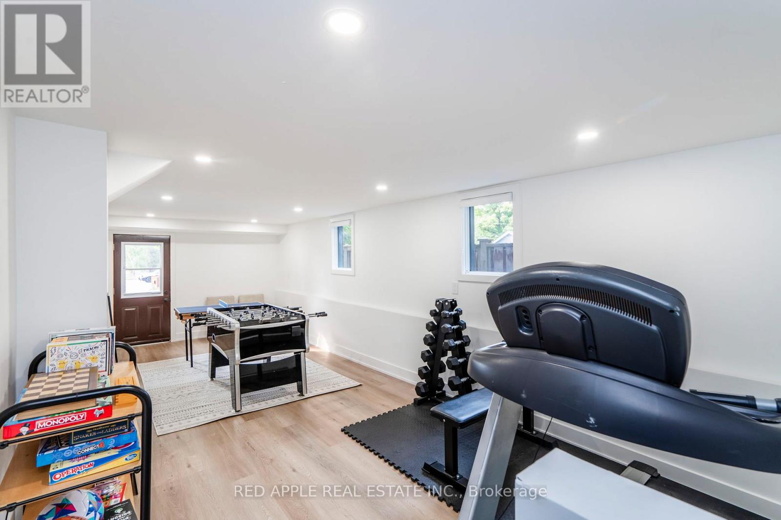 205 Hoyt Avenue, Tay (Victoria Harbour), Ontario  L0K 2A0 - Photo 13 - S13751830
