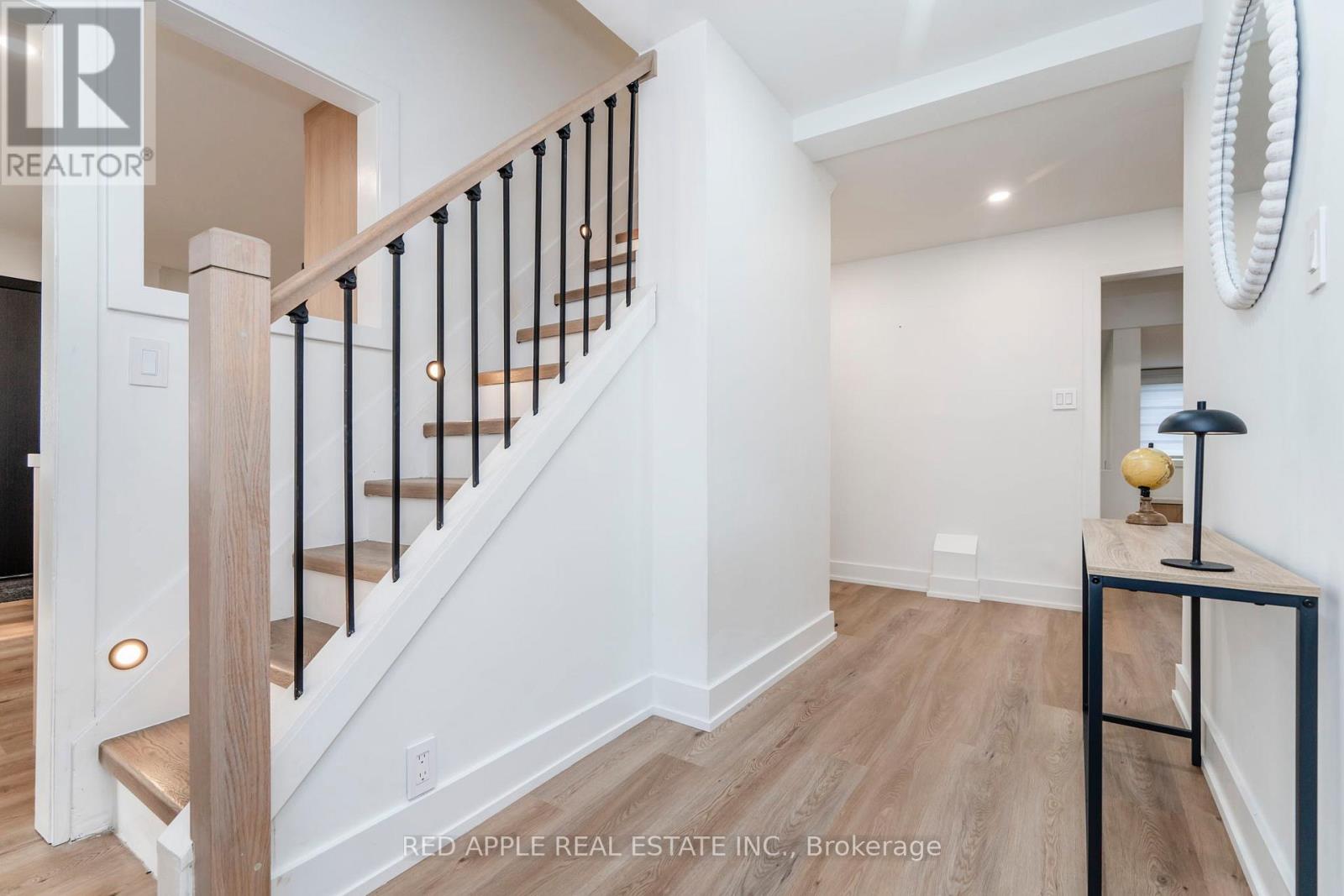 205 Hoyt Avenue, Tay (Victoria Harbour), Ontario  L0K 2A0 - Photo 18 - S13751830
