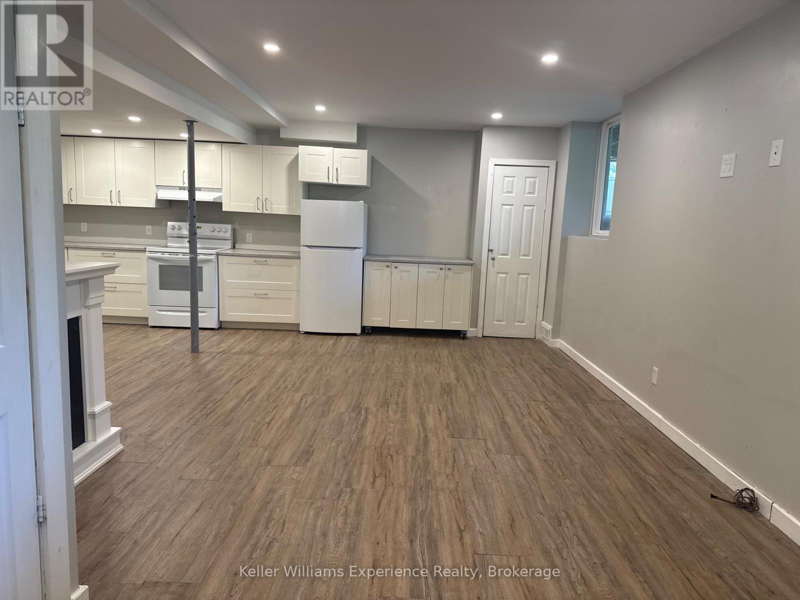 Lower Level - 107 Grandview Road, Tay, Ontario  L0K 1R0 - Photo 2 - S13751814