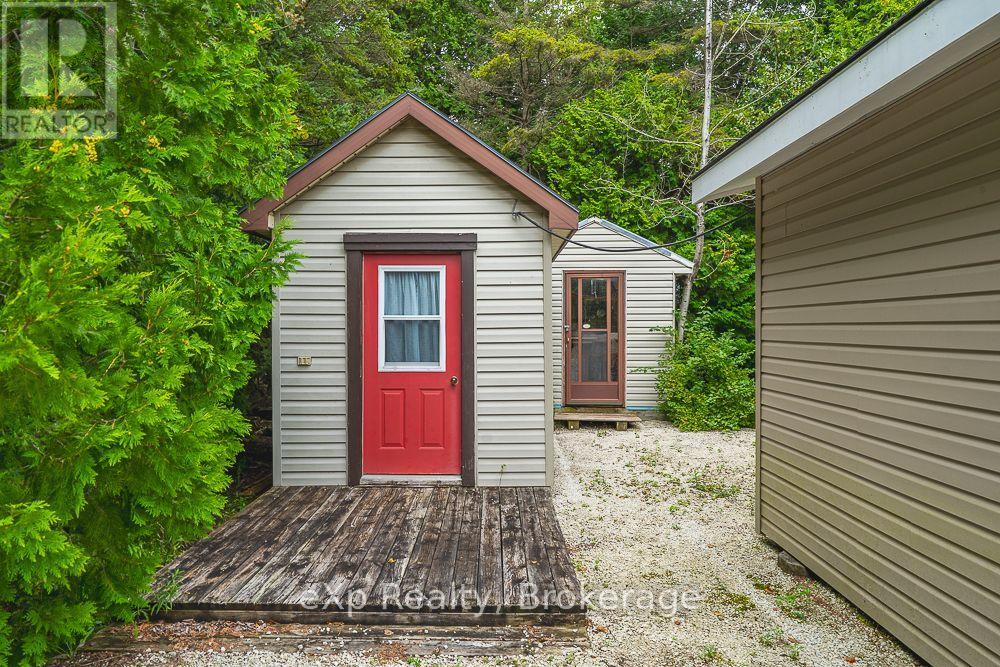 1431 Sunset Drive, South Bruce Peninsula, Ontario  N0H 1X0 - Photo 30 - X13751756