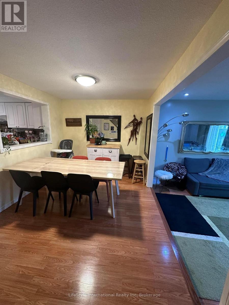 4 - 5982 Dunn Street, Niagara Falls (Arad/fallsview), Ontario  L2G 7J9 - Photo 4 - X13751802