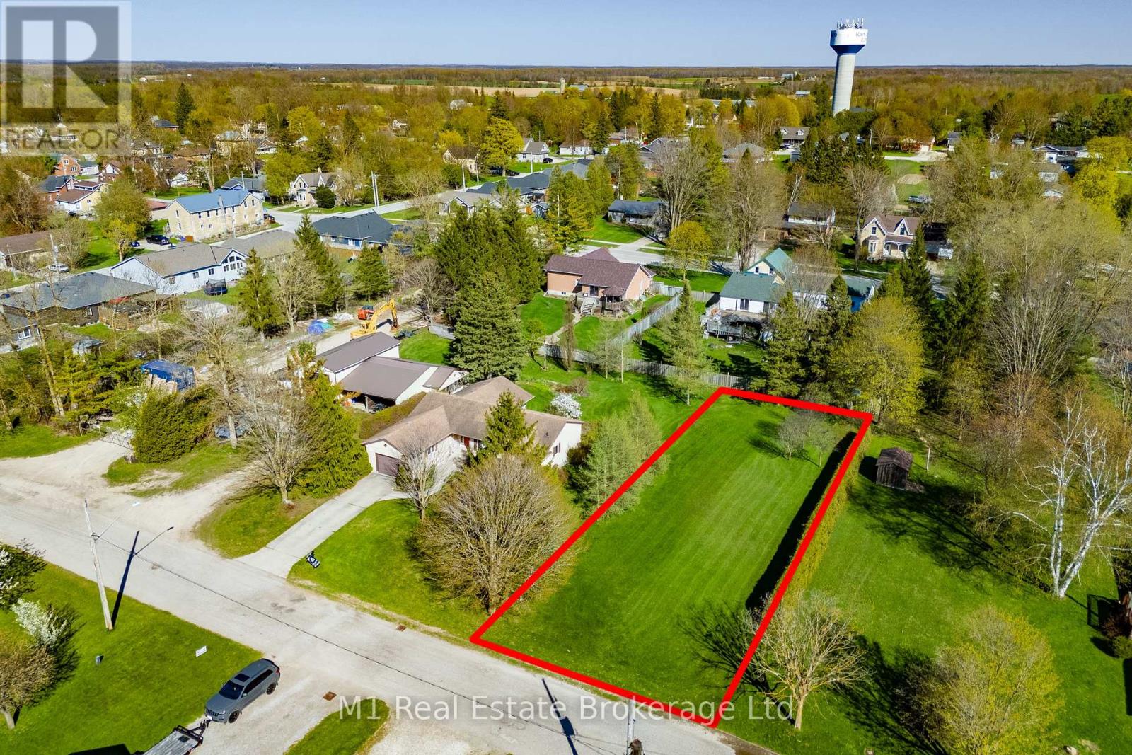 33 Geddes Street W, Minto, Ontario  N0G 1M0 - Photo 3 - X13751838