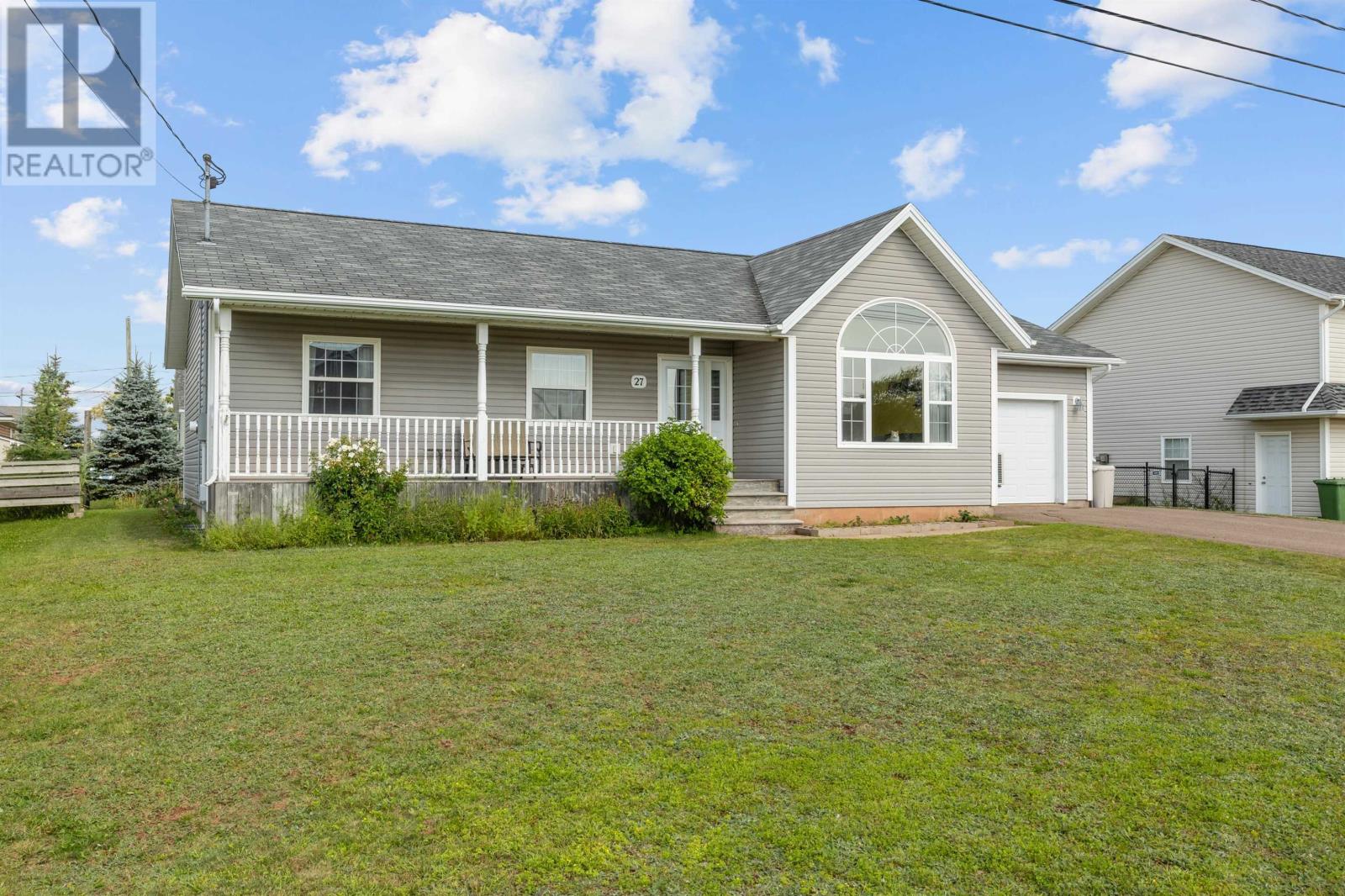 27 Doiron Drive, Charlottetown, Prince Edward Island  C1E 0A7 - Photo 1 - 202622566