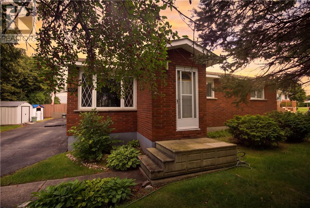 407 Haig Street, Espanola, Ontario  P5E 1B7 - Photo 2 - 2130198