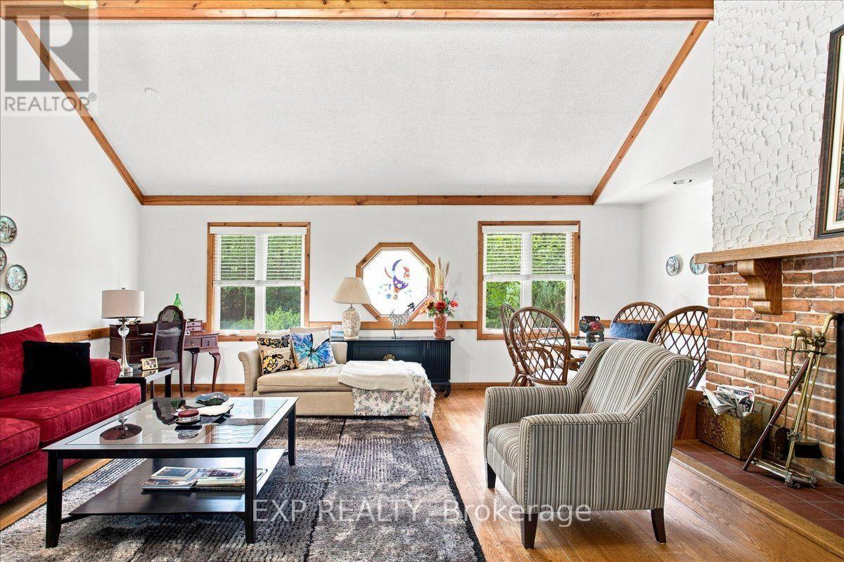 20 Pineshore Crescent, Tiny, Ontario  L0L 2T0 - Photo 8 - S13750520