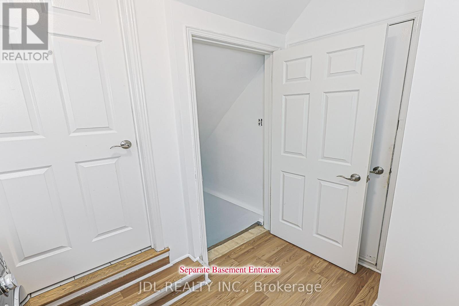676 Ceremonial Drive, Mississauga, Ontario  L5R 3H9 - Photo 37 - W13739320