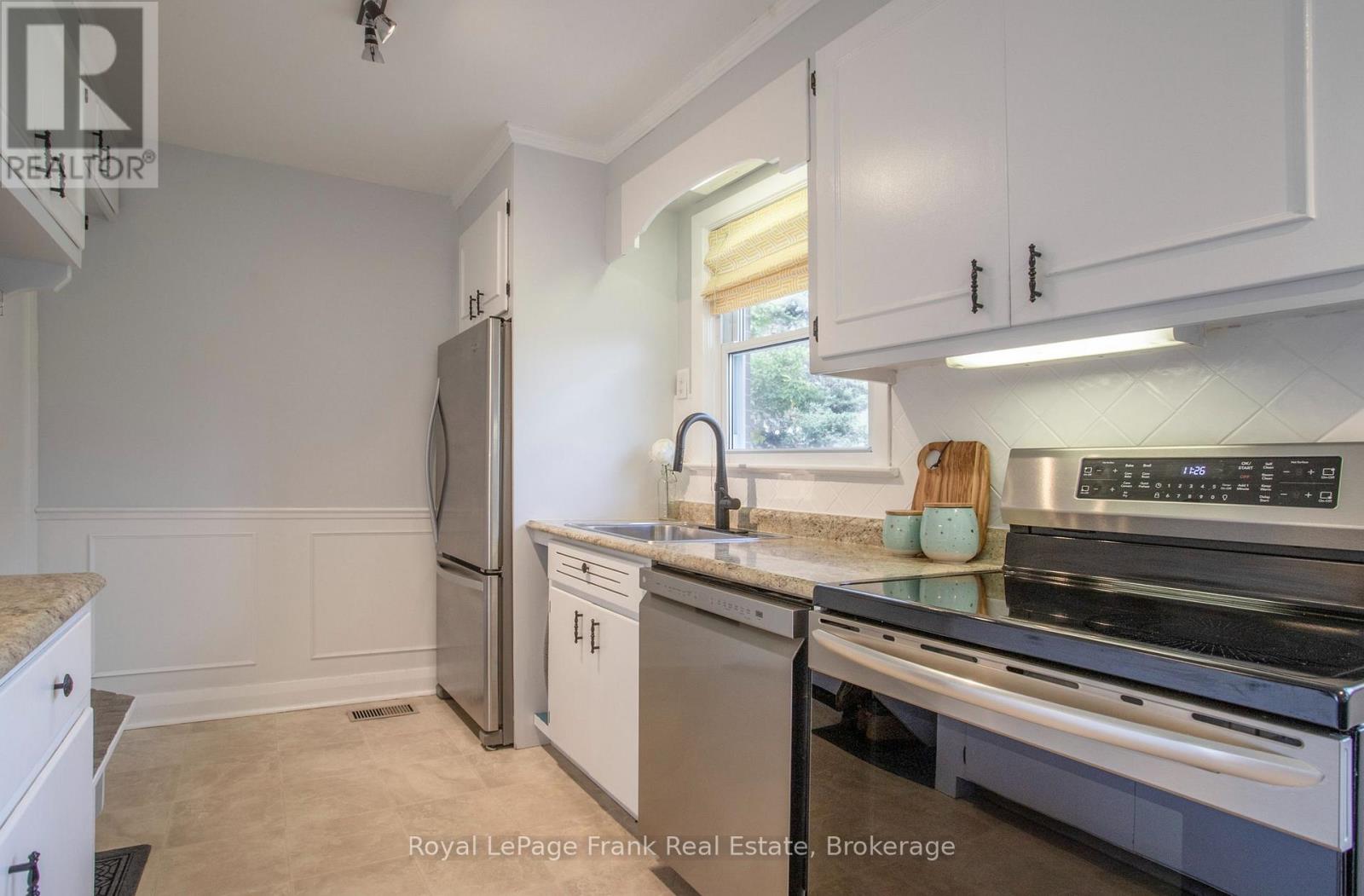 387 Aberdeen Avenue, Peterborough, Ontario  K9H 4X5 - Photo 14 - X13751970