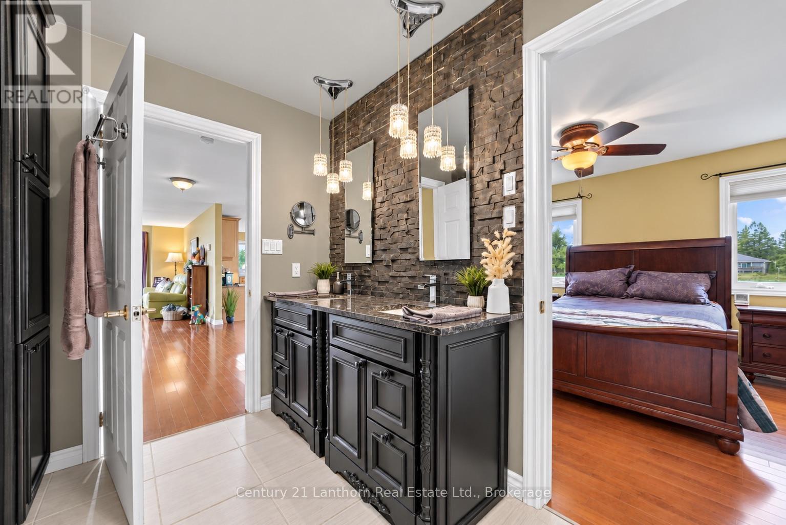 2318 Hutcheson (Hwy 15) Drive, Kingston, Ontario  K7L 4V3 - Photo 25 - X13752014