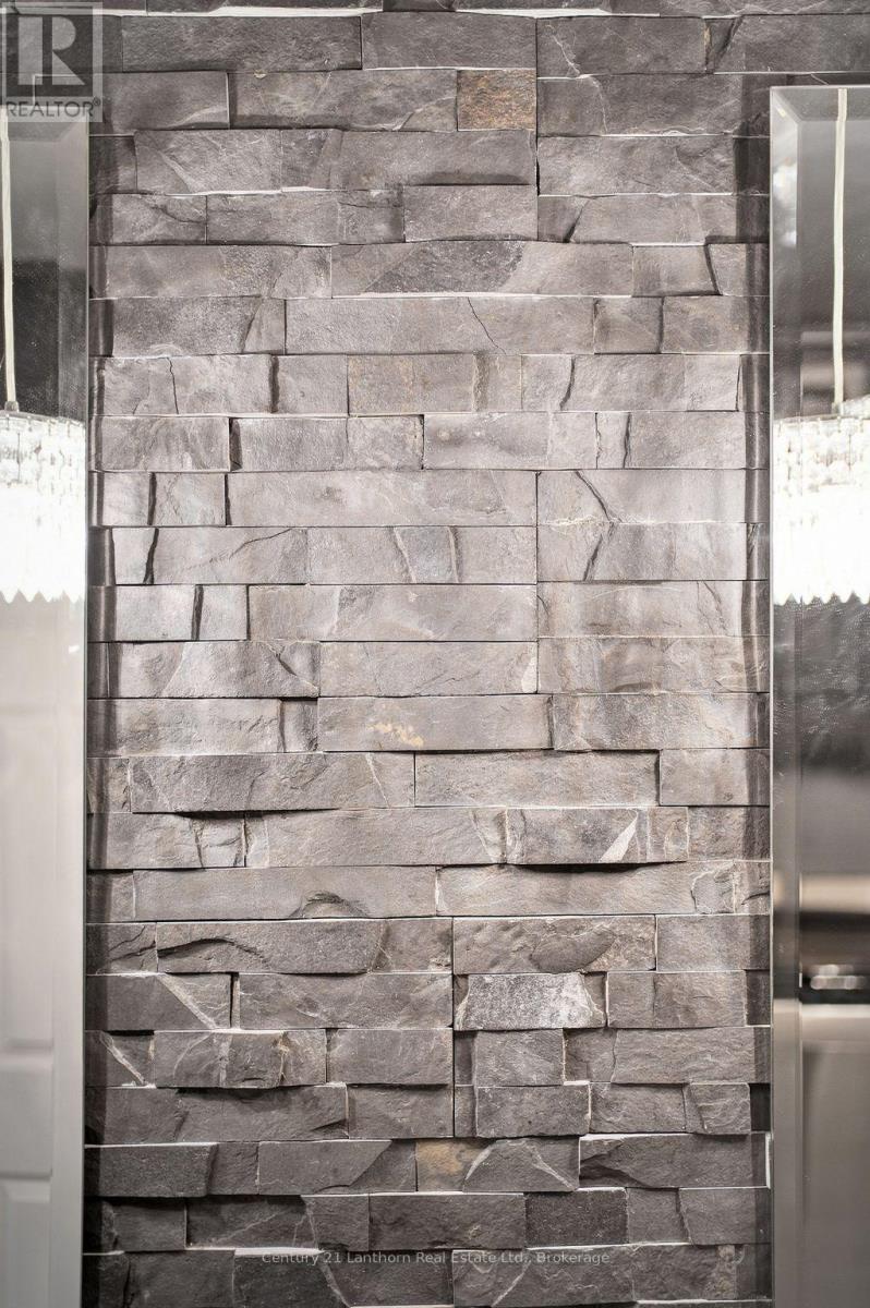 2318 Hutcheson (Hwy 15) Drive, Kingston, Ontario  K7L 4V3 - Photo 26 - X13752014