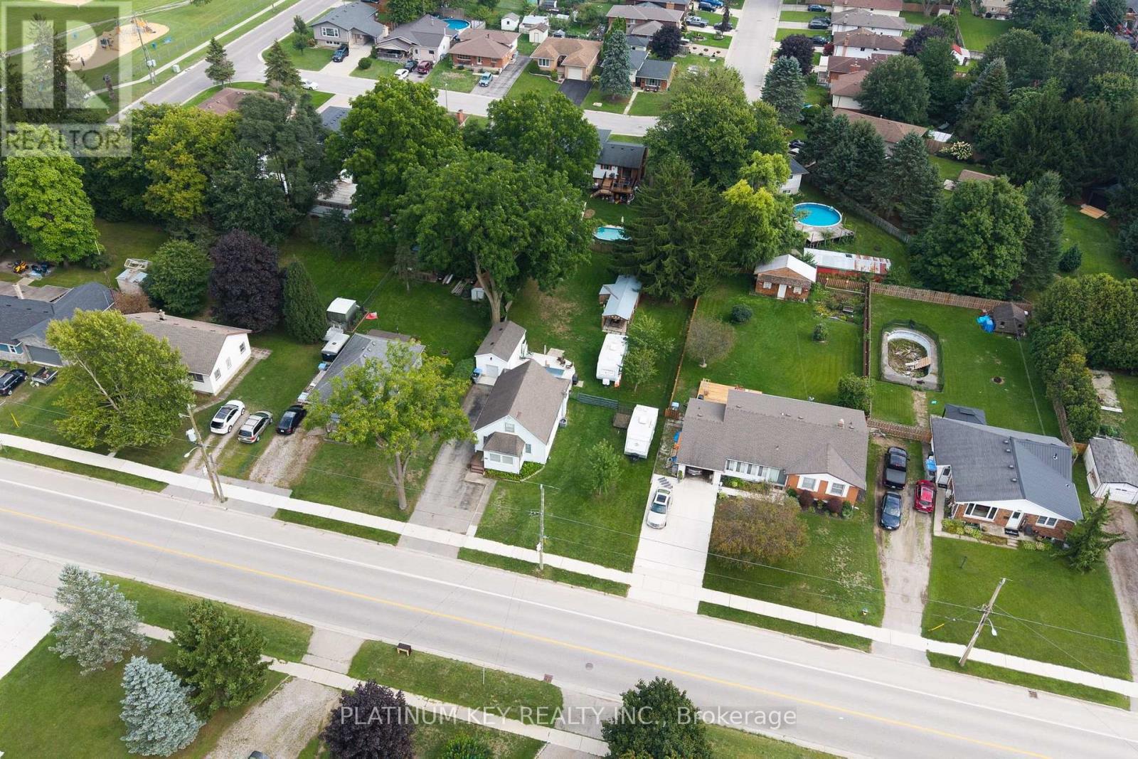 422 Metcalfe Street W, Strathroy-Caradoc, Ontario  N7G 1N7 - Photo 35 - X13751850